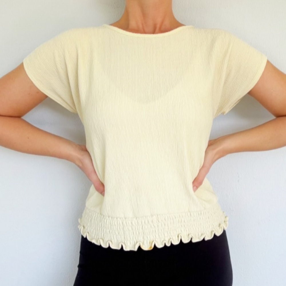 Vintage Bedford Fair pale yellow smocked elastic ruffle hem blouse size PM